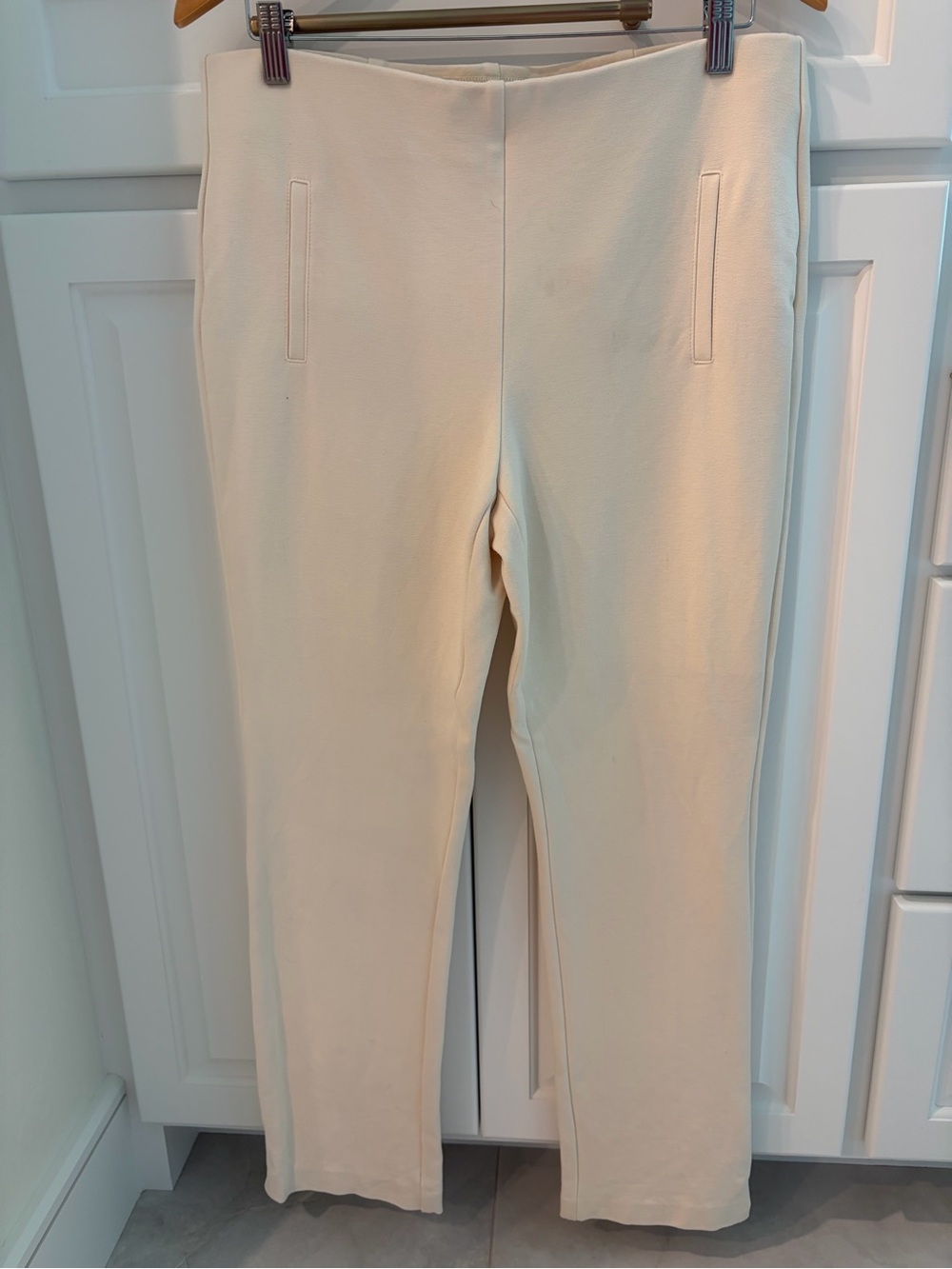 Chico's Cream Straight Leg Ponte Pants